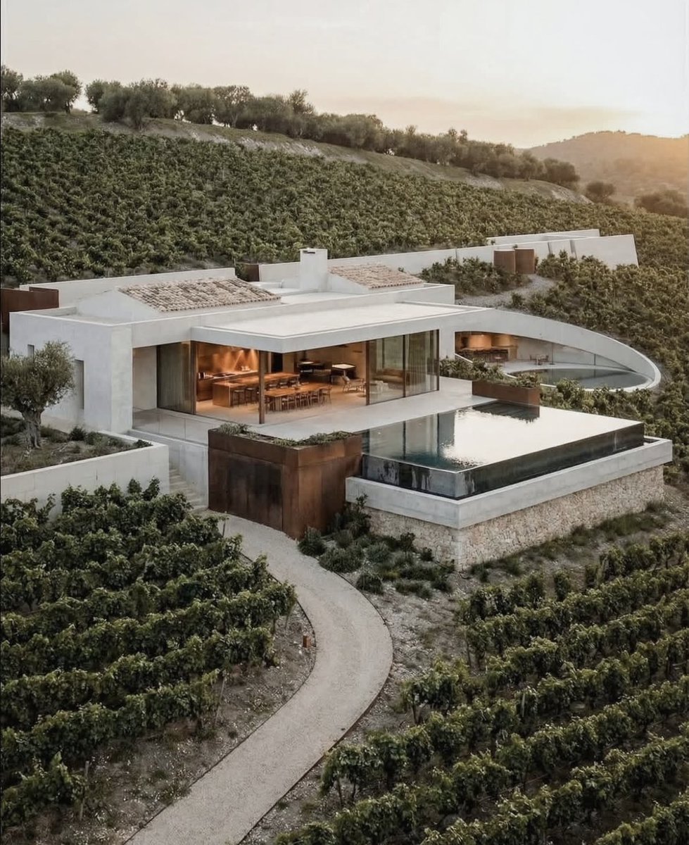 LUX Homes (@luxhomes365) on Twitter photo 