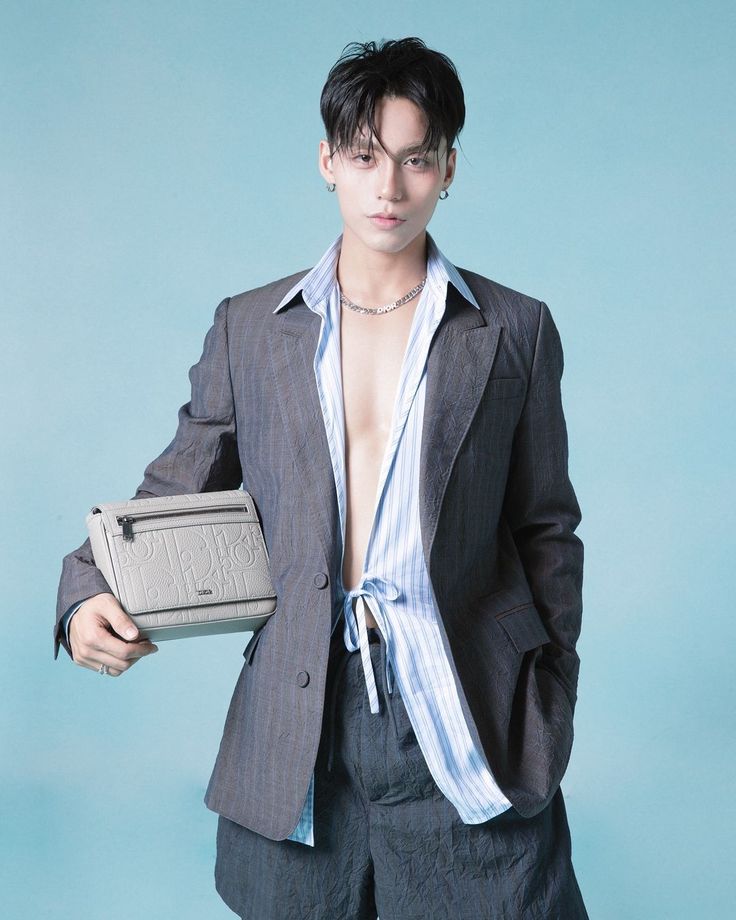 MDCLXVIXXI's tweet image. .            ⁺🍸˚ ཐི⋆ Copa de leche ⋆ཋྀ ˚🍸‧⁺.            .
                               #P̶l̶a̶s̶t̶i̶c̶Ne⍵