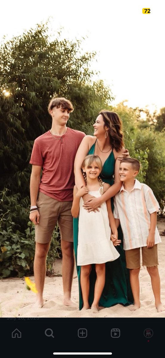 THE NEST BARSTOOL🦅 tweet media