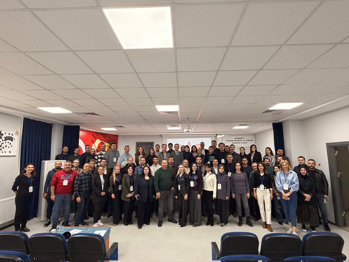 Hizmet İçi Eğitim faaliyetleri kapsamında "Proje Uygulama ve Yönetimi Kursu" başladı.

📍Sakarya

➡️ meb.ai/yVabRl

<a href="/tcmeb/">Millî Eğitim Bakanlığı</a>
<a href="/Yusuf__Tekin/">Yusuf Tekin</a> 
<a href="/farukyelkenci/">Ömer Faruk Yelkenci</a>
<a href="/ebubekirsavasci/">Ebubekir Sıddık Savaşçı</a>