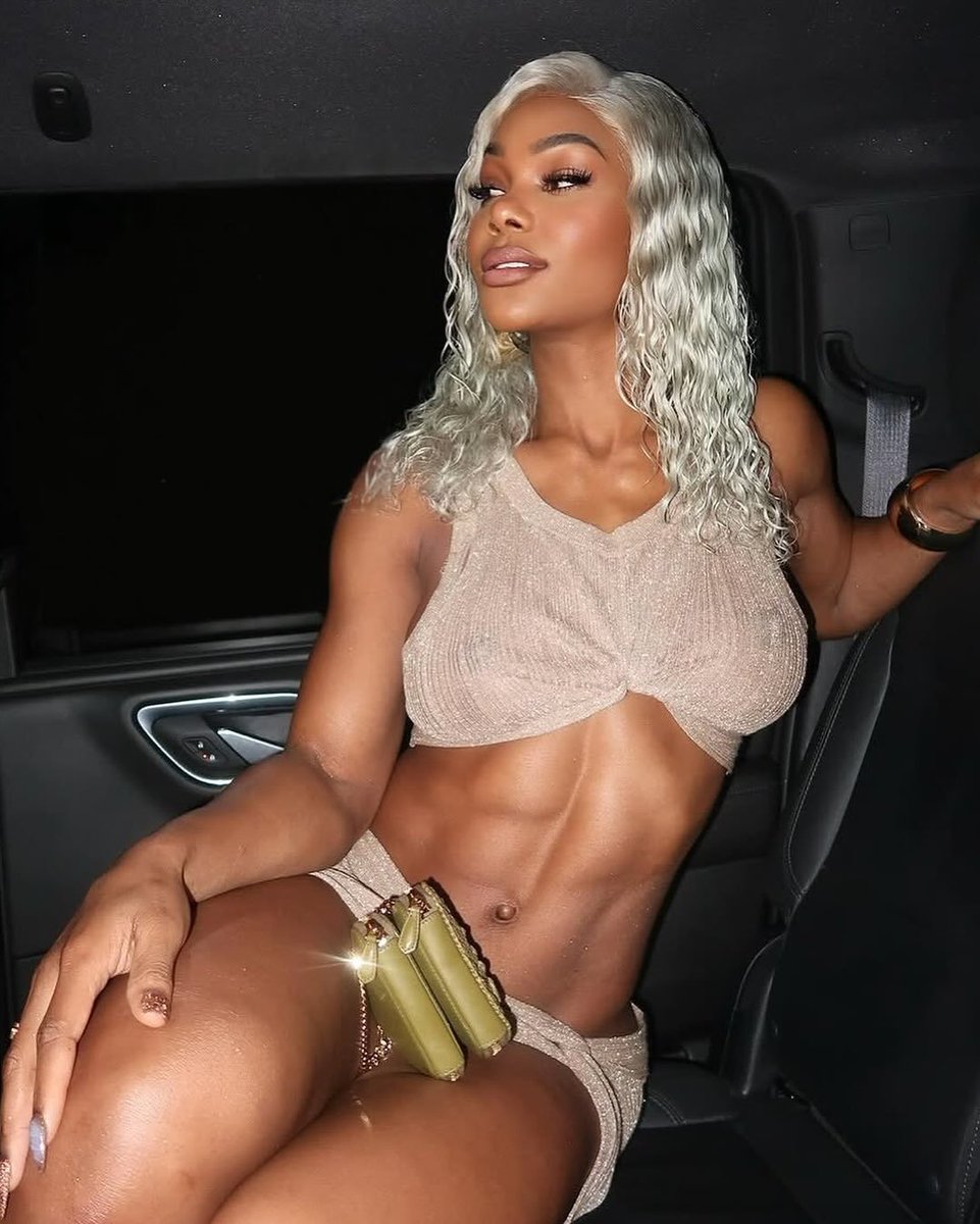 ISIS (@iamisispw) on Twitter photo 