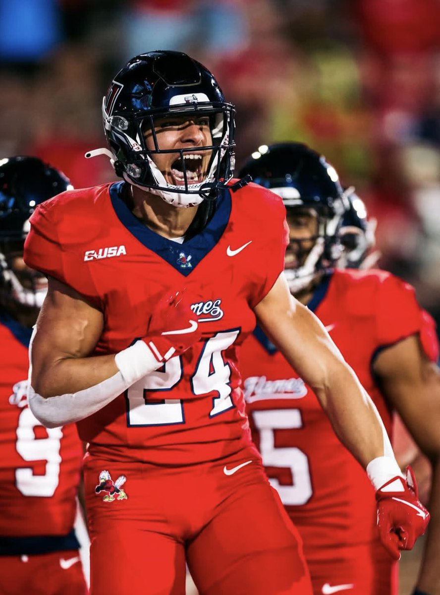 Coach Kari tweet media