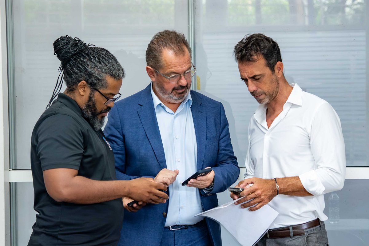 🎤 CONFÉRENCE DE PRESSE | GEEKALI 25 🎮

Ce matin s’est tenue à la NORDEV la conférence de presse officielle annonçant la prochaine édition de Geekali 25.

📅 Le programme est d’ores et déjà à découvrir sur 👉 geekali.re