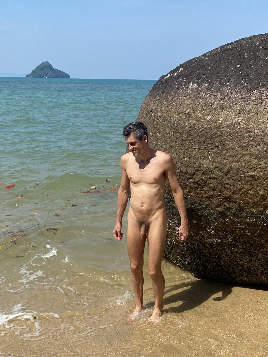 naked adventures tweet media