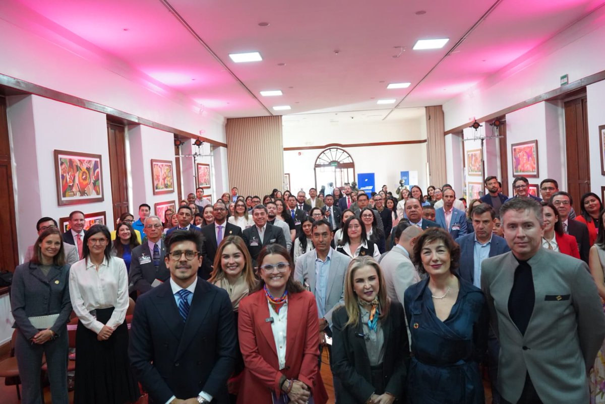 Participamos del “Encuentro de Alto Nivel: Alianzas para Acelerar el Desarrollo Sostenible”, un intercambio, reconocimiento y articulación entre sector público, privado, ONG y cooperación internacional, para impulsar soluciones innovadoras en gestión pública y bienestar ciudadano