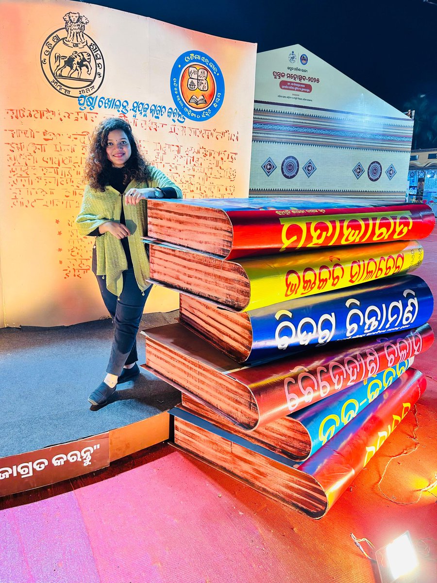 Sriyanka97's tweet photo. Everyone is a reader; Some just haven't found their favourite book yet😊

#7thOdishaStateBookFestival2025 https://t.co/TEAHMkozBZ