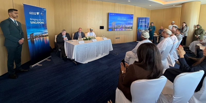 الطيران العُماني يطلق رحلات مُباشرة لسنغافورة 