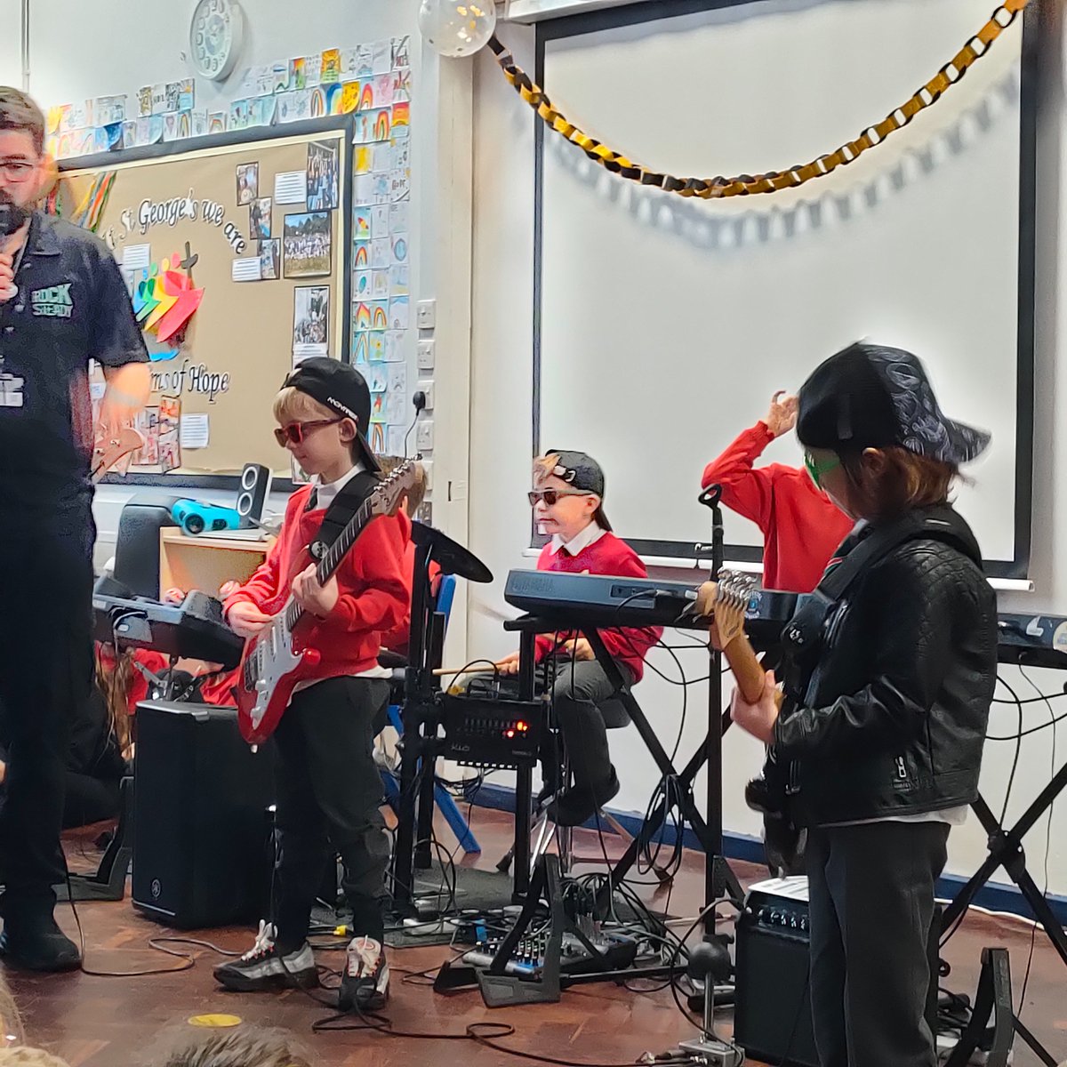 St George's Catholic Primary School & Nursery tweet media