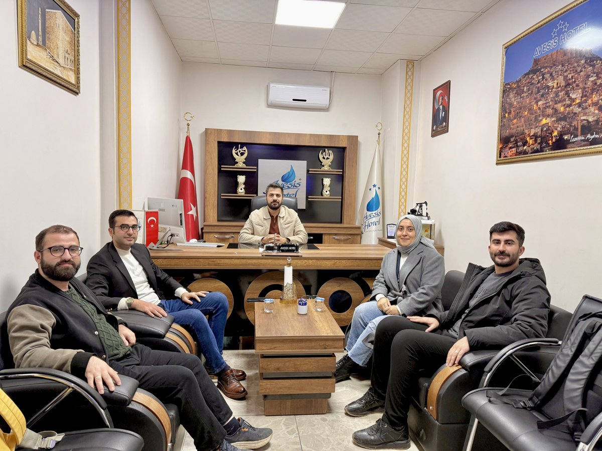 Üniversite–sektör iş birliğini güçlendiren bu tür ziyaretleri her zaman desteklediğimizi belirtir, nazik ziyaretleri için kendilerine şükranlarımızı sunarız. #NusaybinNerimanveCelalÖzelMYO #ArtukluÜniversitesi <a href="/Nusaybinmyo/">MAÜ Nusaybin Neriman ve Celal Özel MYO</a>