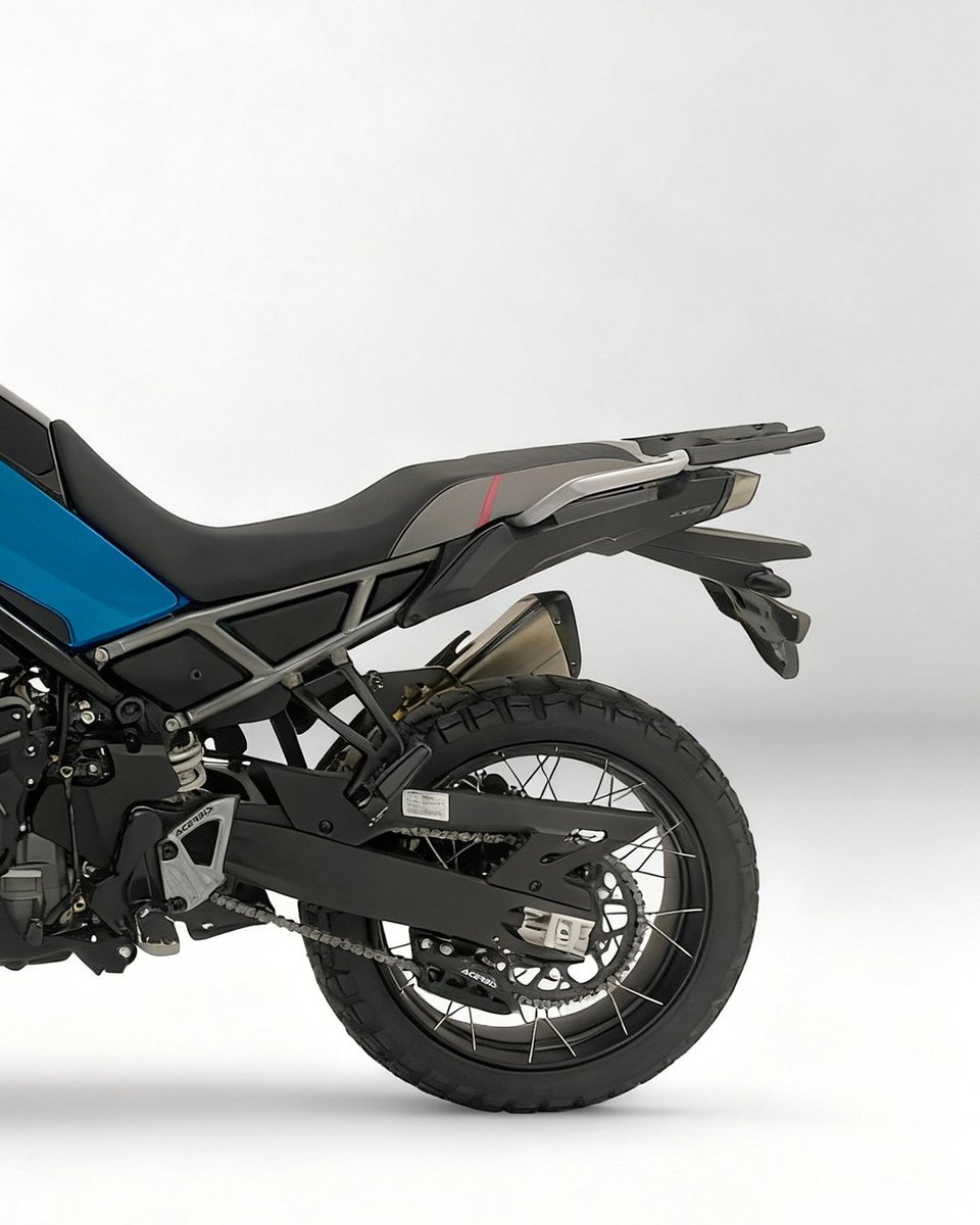 AcerbisUK tweet media