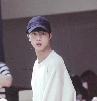 이텀 tweet media