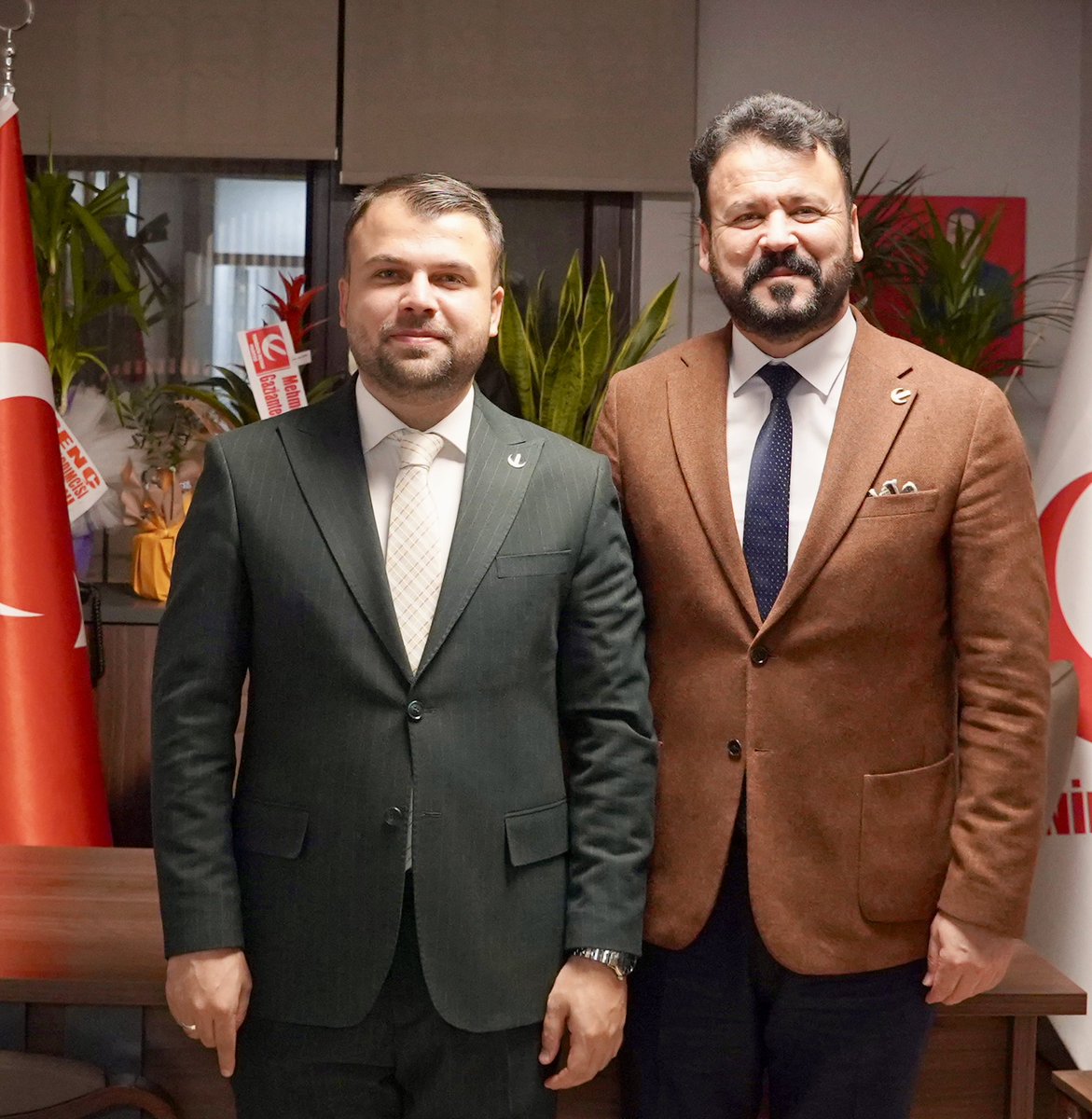 3. Olağan Büyük Kongremiz sonrası Genel Başkan Yardımcısı olarak görevlendirilen Av. İbrahim Gök, Prof. Dr. Fatih Bayramoğlu, Osman Gezgin ve Cengiz Erduran başkanlarımıza hayırlı olsun ziyaretinde bulunduk. Cenab-ı Allah hayırlı eylesin inşallah.
