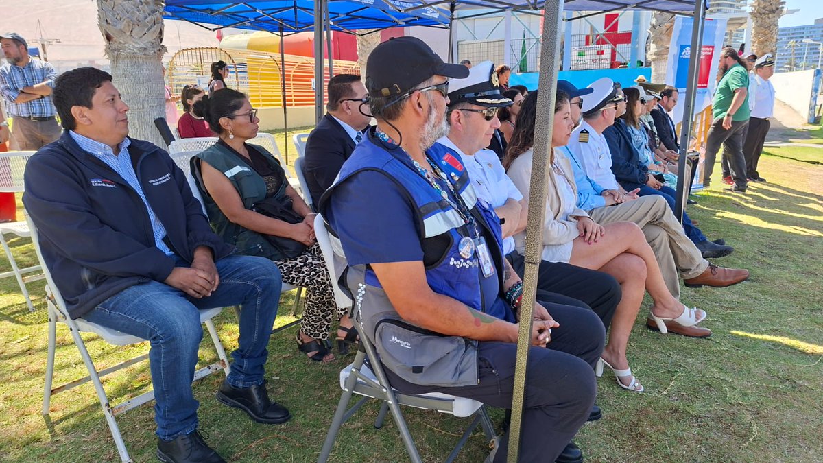 MinagriTarapaca's tweet image. 📌 Nos reunimos hoy en Playa Cavancha #Iquique en el lanzamiento del programa #VeranoSeguro liderado por el delegado presidencial regional Pedro Medalla. Seremi Eduardo Justo y directora regional @sagchile #Tarapacá Sue Vera participaron junto a distintos servicios fiscalizadores