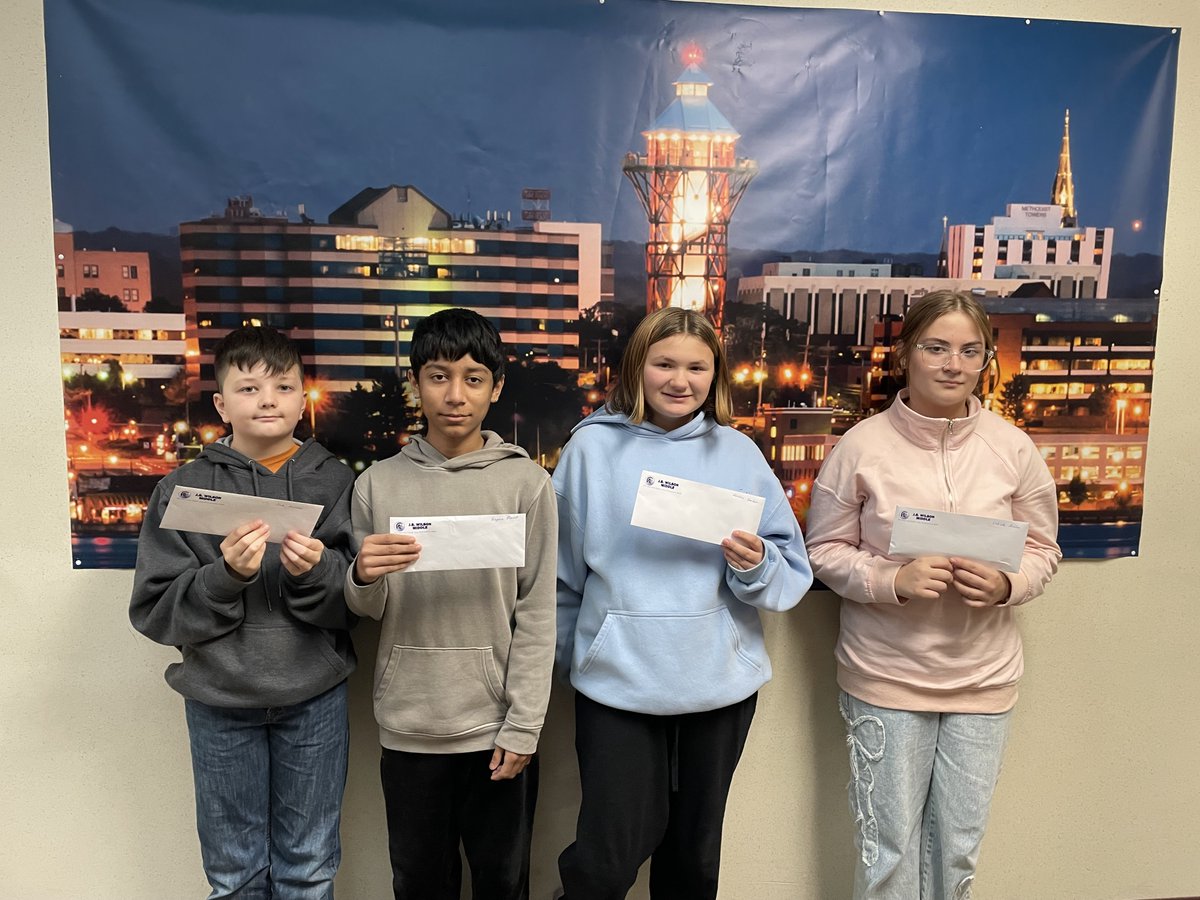Congrats to the winners of the Attendance Matters contest at JSW! Students that had fewer than 4 absences during 1st quarter were entered into a raffle for fun prizes! Winners went home with either a 30-day jump pass for Elevate or 4 tickets to Erie Otters -- Way to go, JSW👏🤩