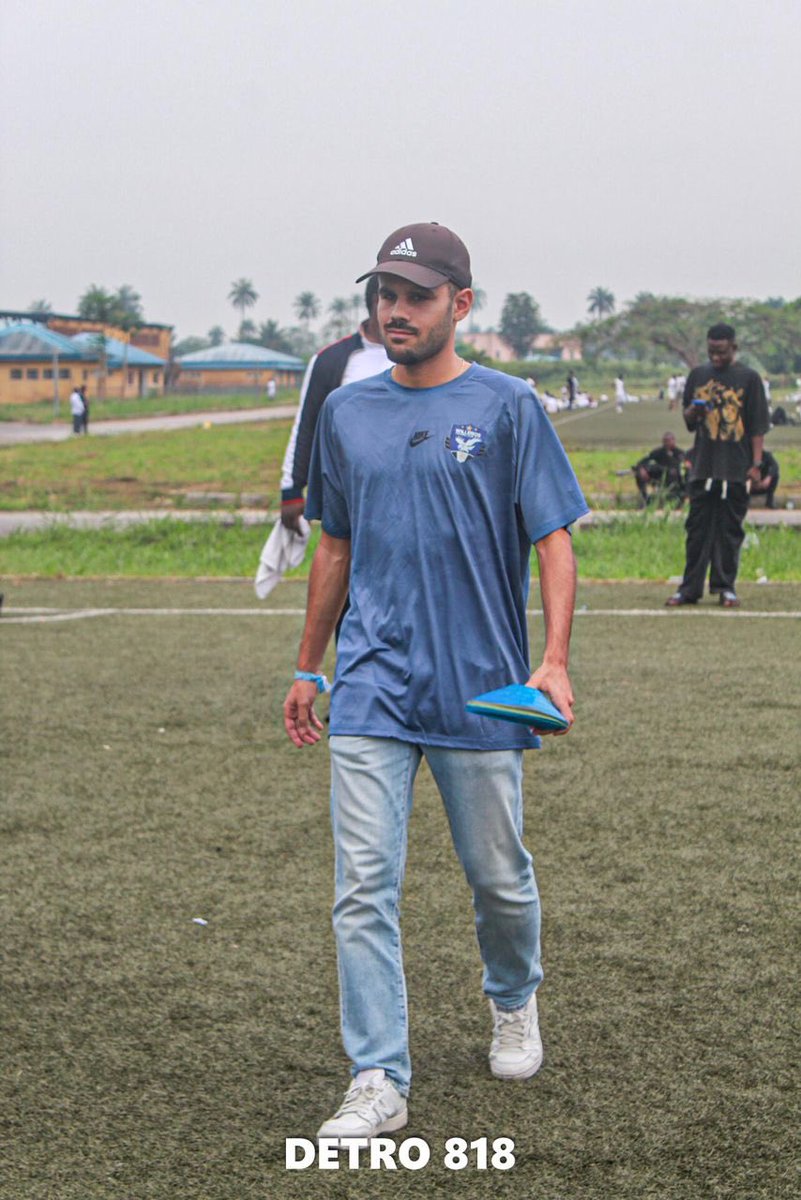 jaimeferva's tweet photo. Experiencia increíble en Nigeria 🇳🇬🇳🇬

2 semanas viendo partidos en Abuja, Lagos y Port Harcourt. 

Conociendo gente buena y jugadores con talento.

Ahora toca crear las oportunidades para estos jugadores en clubes españoles.

A por el siguiente reto! https://t.co/8q8mbCIpRG