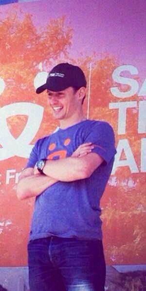 <a href="/amazingwillnet/">Amazing Will Estes</a> It's #WillEstes #TShirtTuesday and here's one of Will from a pet rescue event. Enjoy.