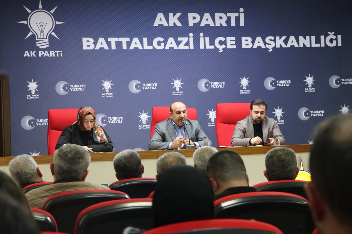 📍AK Parti Battalgazi İlçe Başkanlığı

Haftalık Mutat Yönetim Kurulu Toplantımızı icra ettik.

Toplantımızın hayırlara vesile olmasını temenni ediyorum.