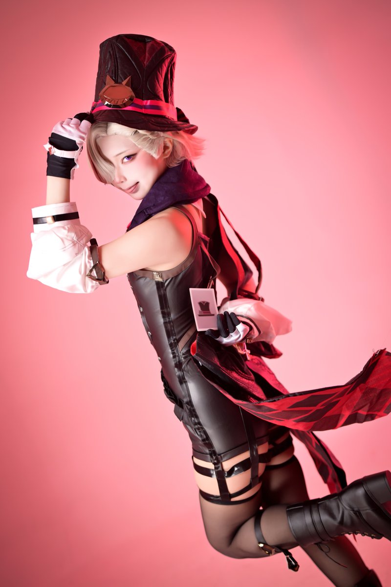 おはよう❤️ c107の写真集は116Pだよ‼️ これは本当に写真集の一部