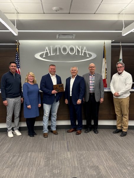 After 12 years of service, Councilman Jeremy Boka concluded his third term on the Altoona City Council last night, as well as multiple years as Mayor Pro-tem.
The City of Altoona thanks Jeremy for his years of service and dedication to the council.