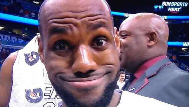 K3rim_NBA's tweet photo. A runaway trolley is headed toward five people. You can pull a lever to divert it onto a side track where only one person is tied down but that one person is LeBron Raymone James. Do you pull the lever?. https://t.co/KUp0XvNSc1