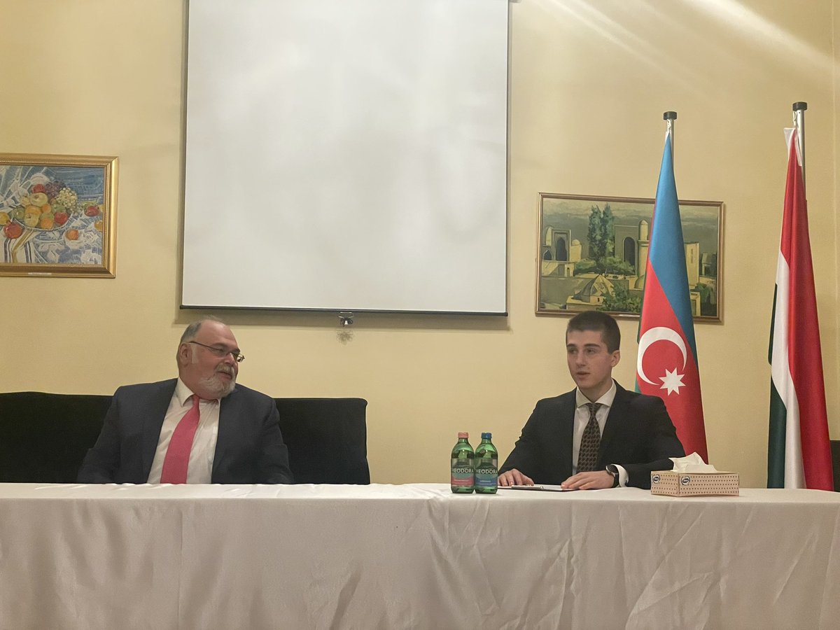 TaghizadehTahir's tweet image. Pleased to receive @MCC_Budapest students at the Embassy to discuss Azerbaijan–Hungary relations on the bilateral level, as well as Eurasian matters in a broader context.