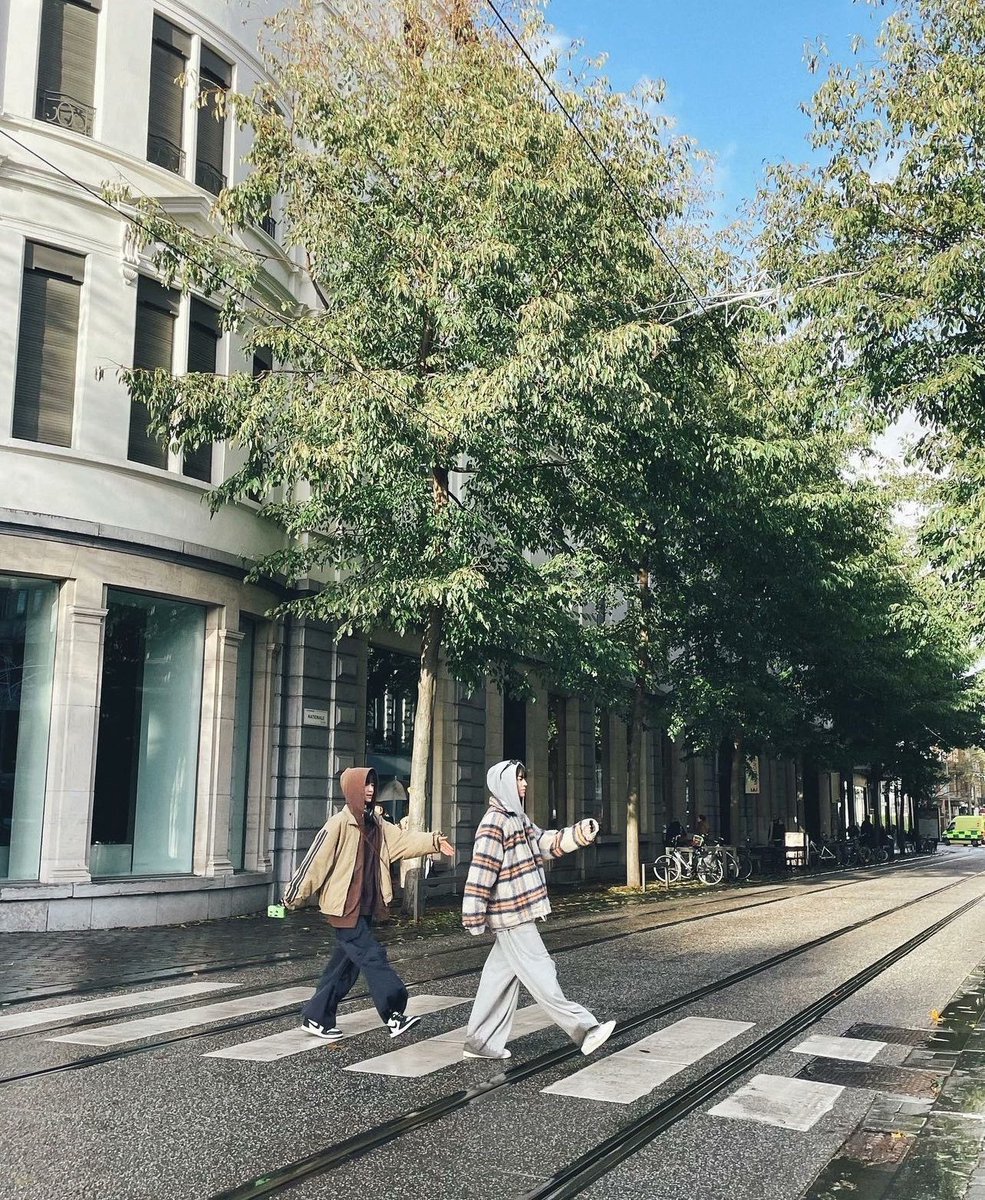 i0twssof's tweet image. 𝙰compañado de mi 𝕣eal, les vengo a mostrar la salida entre omeguitas 🐰☆ que tuvimos, porque después de tanto estrés pre-navideño, nos vemos en la necesidad de escapar ⋆౨ৎ˚⟡˖ ࣪ y fingir demencia apenas nos manden invitaciones para salir! 

#𝚑𝕚ro͞no’s 𓈒𓈒𓈒 𝄞 ٭ 𝑐l𝕚ché !