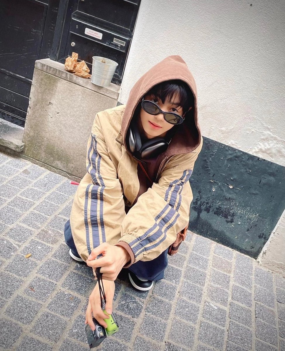 i0twssof's tweet image. 𝙰compañado de mi 𝕣eal, les vengo a mostrar la salida entre omeguitas 🐰☆ que tuvimos, porque después de tanto estrés pre-navideño, nos vemos en la necesidad de escapar ⋆౨ৎ˚⟡˖ ࣪ y fingir demencia apenas nos manden invitaciones para salir! 

#𝚑𝕚ro͞no’s 𓈒𓈒𓈒 𝄞 ٭ 𝑐l𝕚ché !