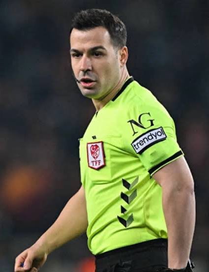 ÖZEL 🚨

Ozan Ergün ve Cihan Aydın yeni FIFA kokartlı hakemlerimiz oldu. 

Zorbay Küçük ve Arda Kardeşler listeden çıkarıldı. <a href="/beyazfutbol/">Beyaz Futbol</a>