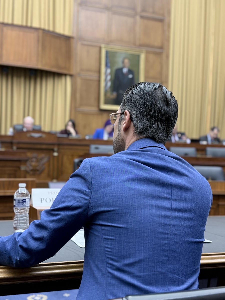 The GW Competition & Innovation Lab tweet media