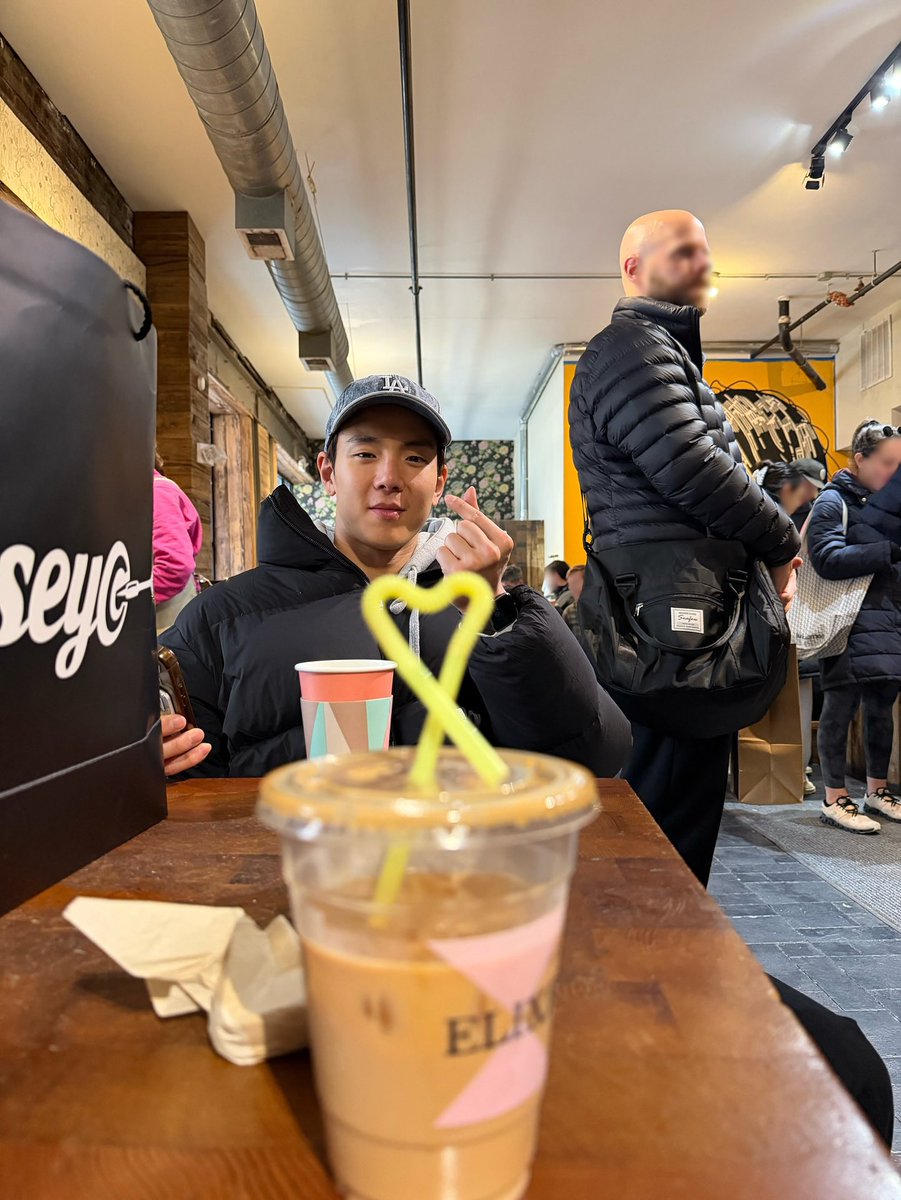 jooheonspace's tweet image. Each other’s favorite date 🥹🫰