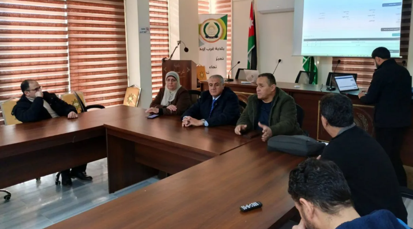 بلدية غرب إربد تبدأ بإصدار براءة الذمة العقارية إلكترونيا 