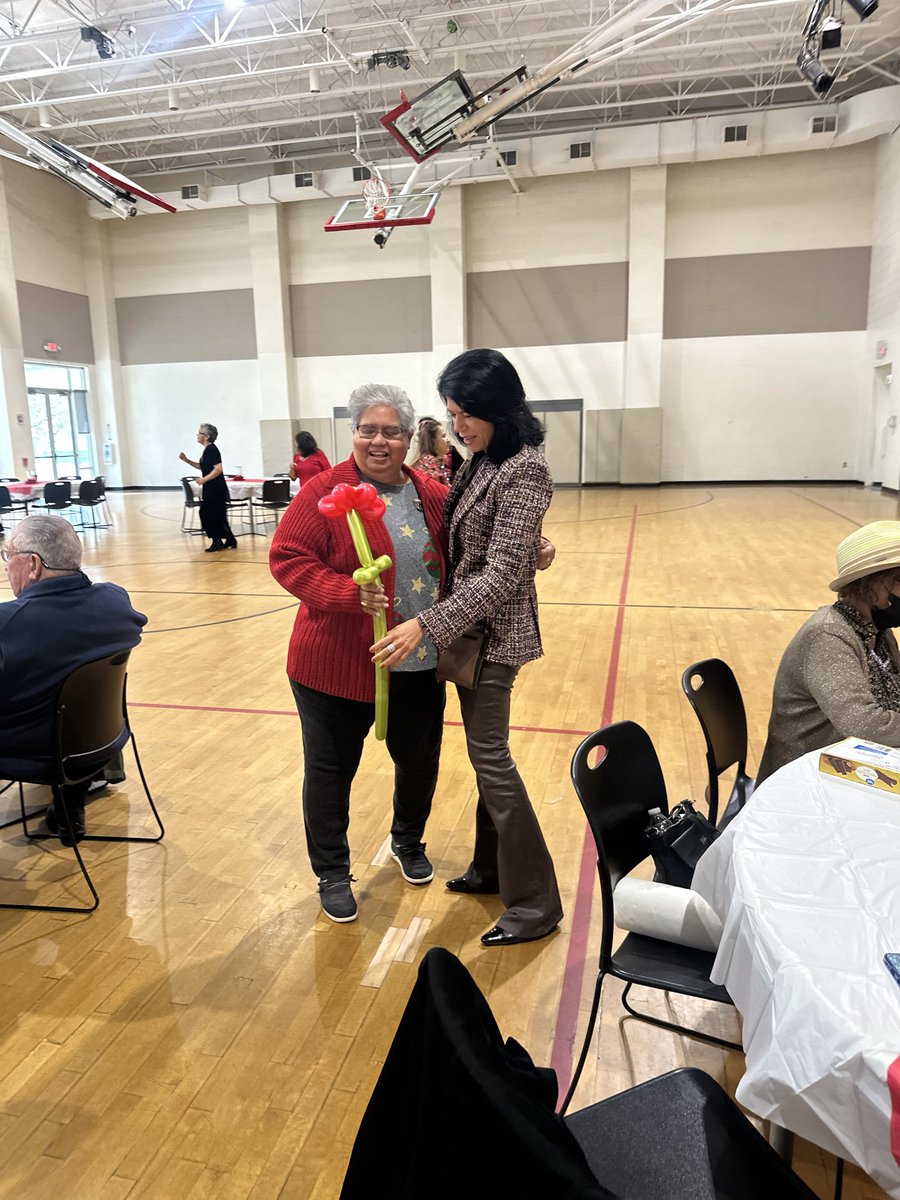 CarolforTexas's tweet photo. Spreading holiday cheer across #SD6 today! Great to be at RipleyHouse for their annual Christmas party. It was a treat to see  Mrs. Tamez, mom of @TrusteeTamez. 

Always good to see @Pct6Constable out in our community! https://t.co/Zcz1NaCym5