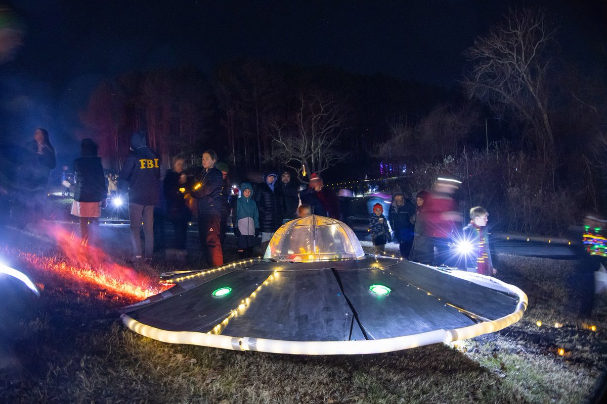 PiedmontVaCC's tweet photo. Friday, December 12, the PVCC main campus was glowing. Every year PVCC Visual Arts Department invites the community to experience the magic of light in it's annual outdoor art exhibition. Mark your calendars for December 2026, when Let There Be Light returns.
#pvcc #cvilleart https://t.co/DKMJXsdnjz