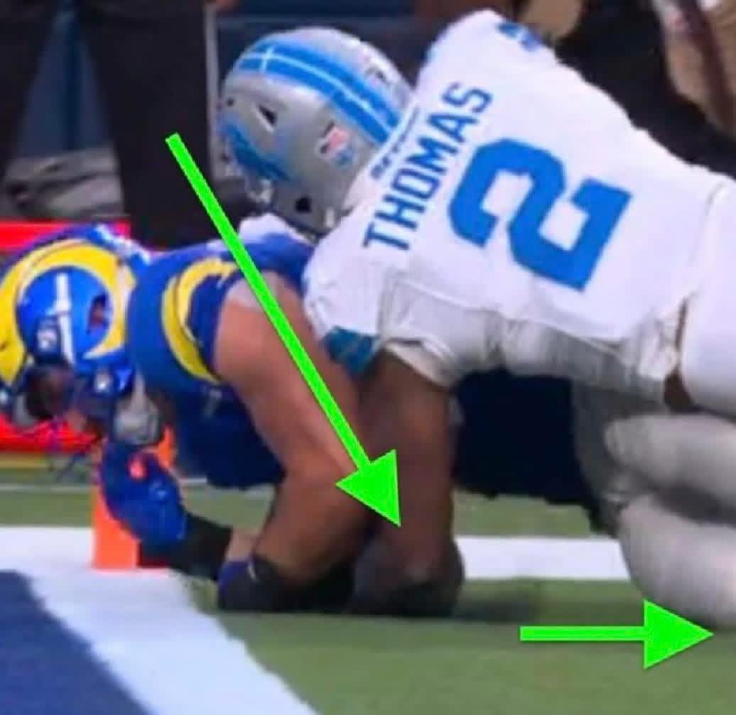 andystubs's tweet photo. @NFL hates the @Lions https://t.co/bVMfuP2hnj