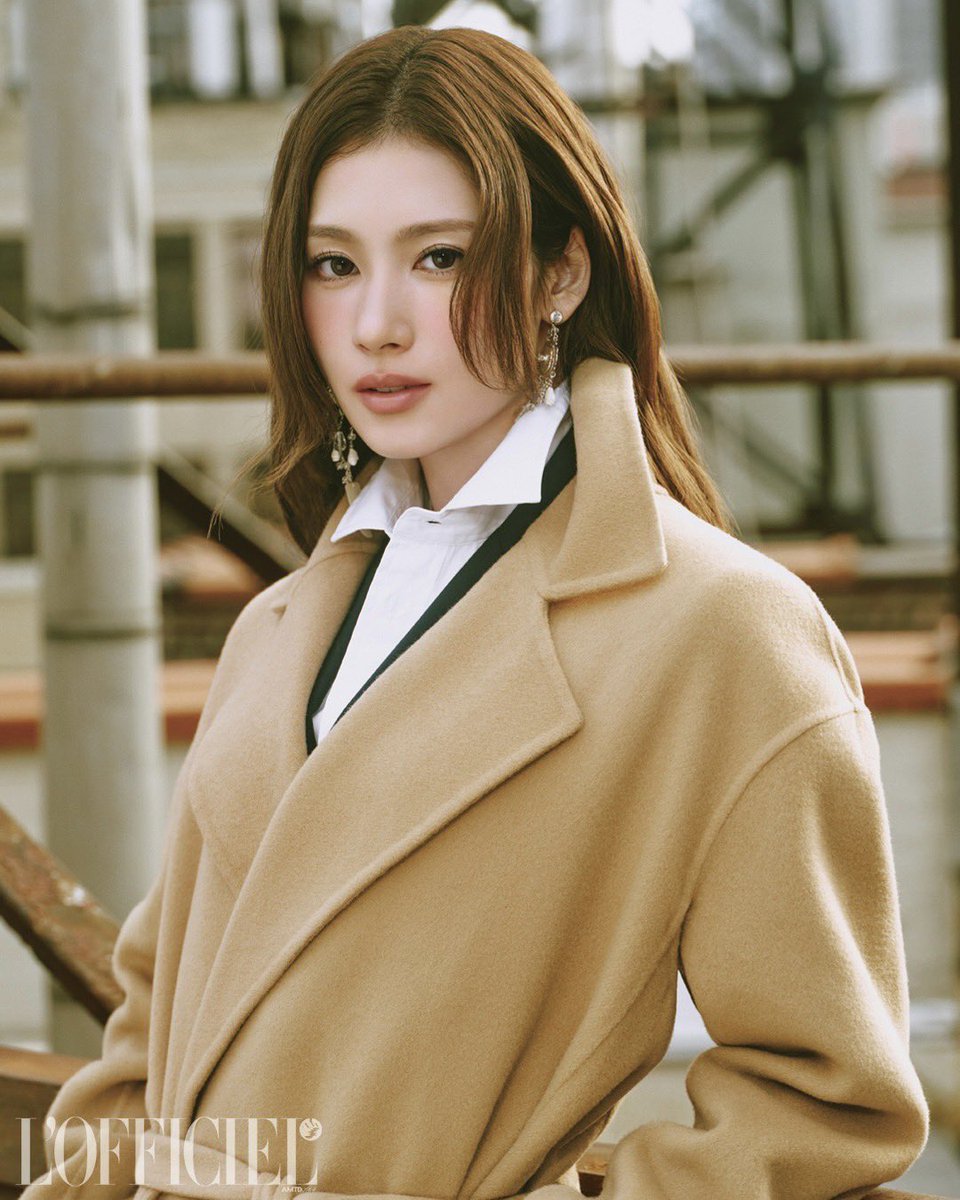 #SANA, artist in music group <a href="/JYPETWICE/">TWICE</a>, is featured in full Ralph Lauren Collection and Polo Ralph Lauren looks for the cover and cover story of @Lofficieljapan’s Winter 2025 issue.