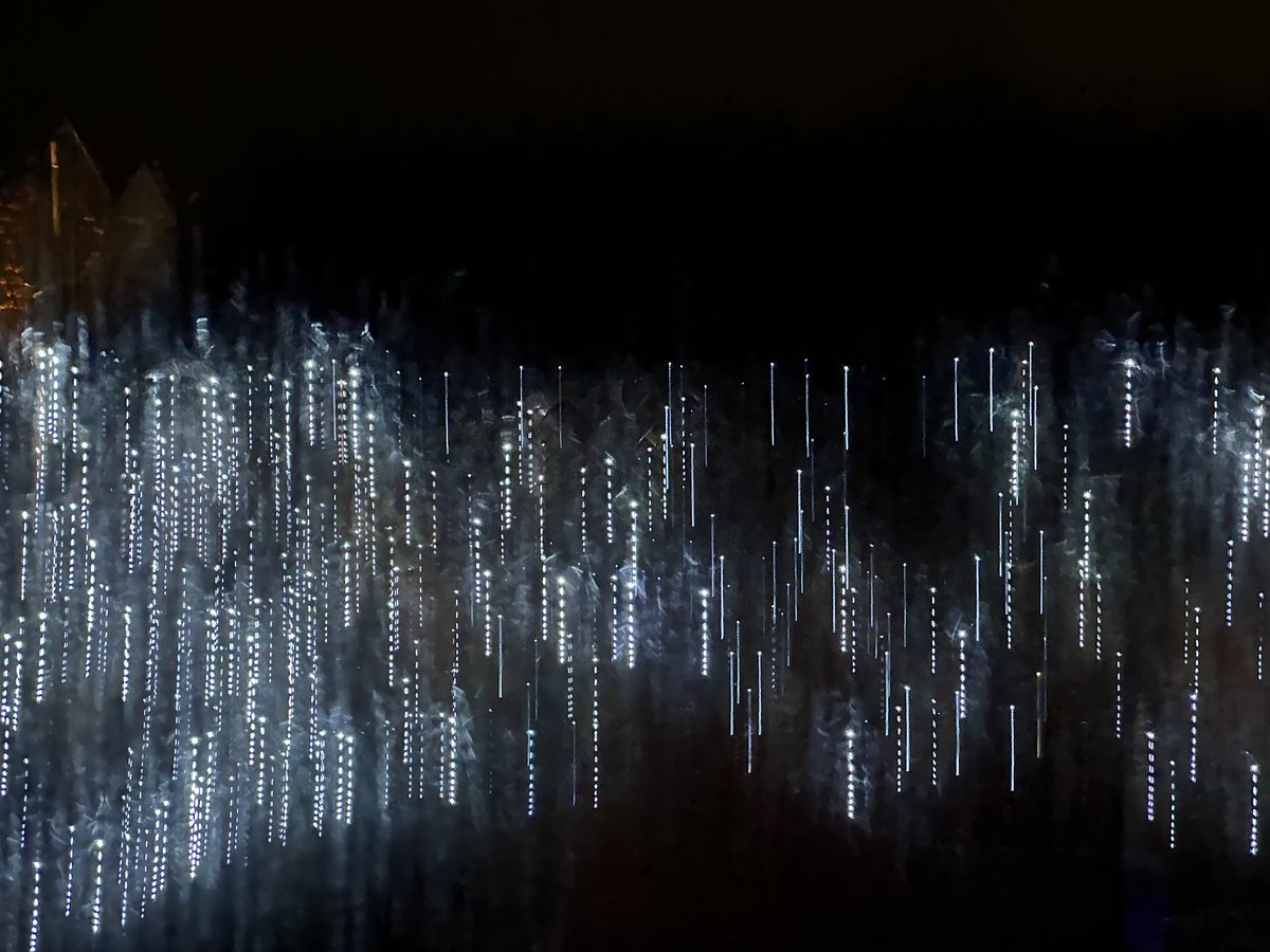 Rrose_Selavy_11's tweet image. I have just collected "Lights go Brrr" by @elfearsfoxsox 🕯️

#memeticholiday 

objkt.com/tokens/KT1Qeg4…