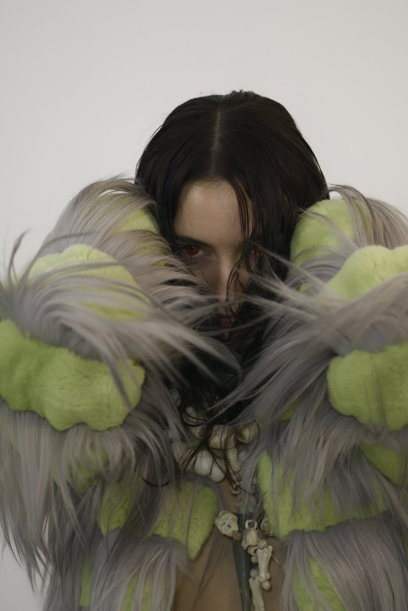 Foot To Throat tweet media