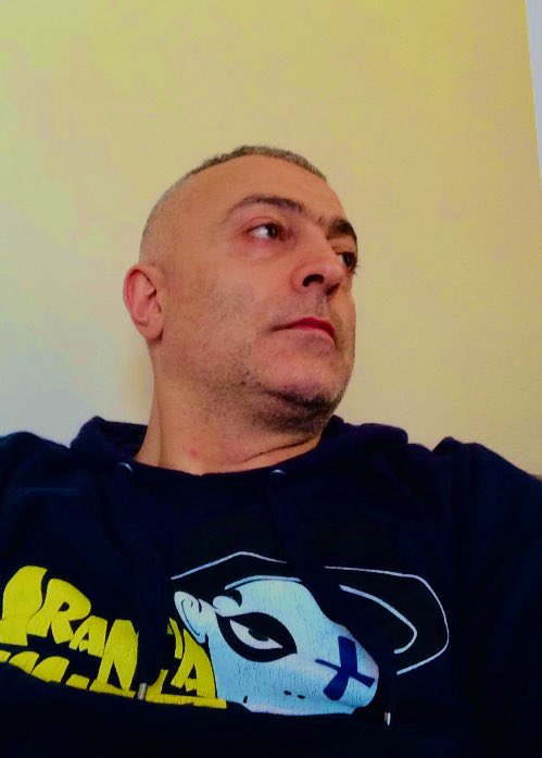 En derin uçurum İnsandır…

#DüşünmekYaşamınPasınıSilmektir
                               💔