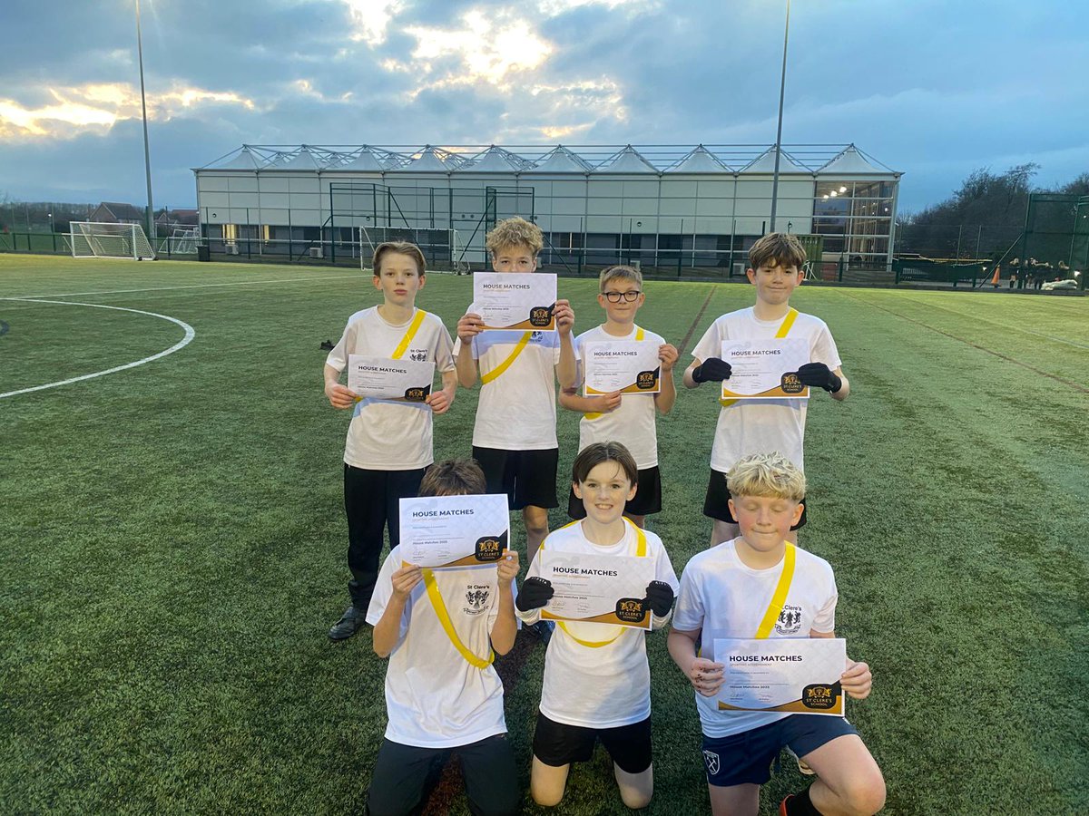 St. Clere's PE tweet media