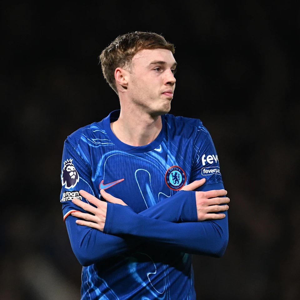 TouchlineX's tweet image. 🚨 𝗡𝗘𝗪: Cole Palmer has received a spot in the FIFPRO World XI ahead of Raphinha.