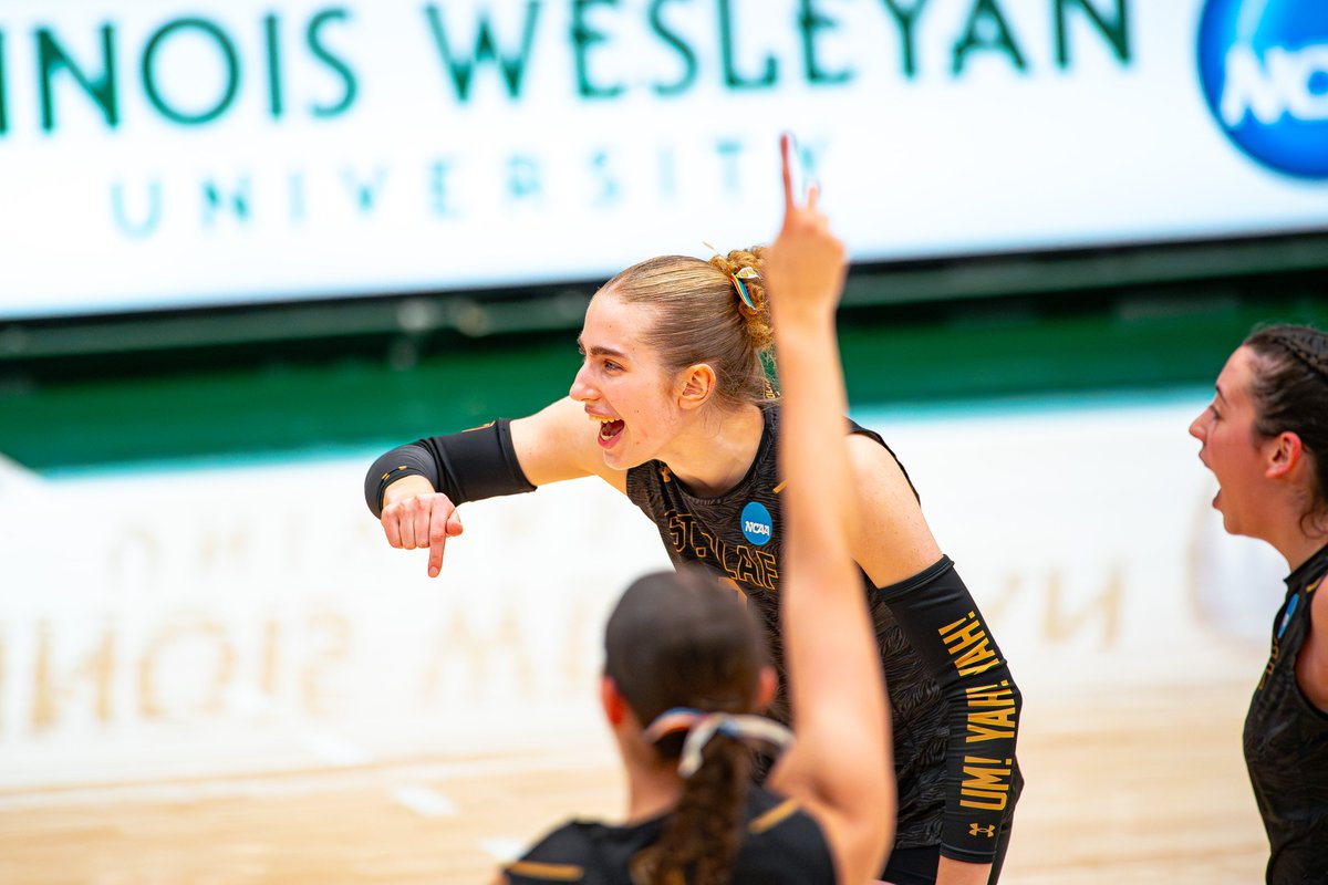 St. Olaf Athletics tweet media