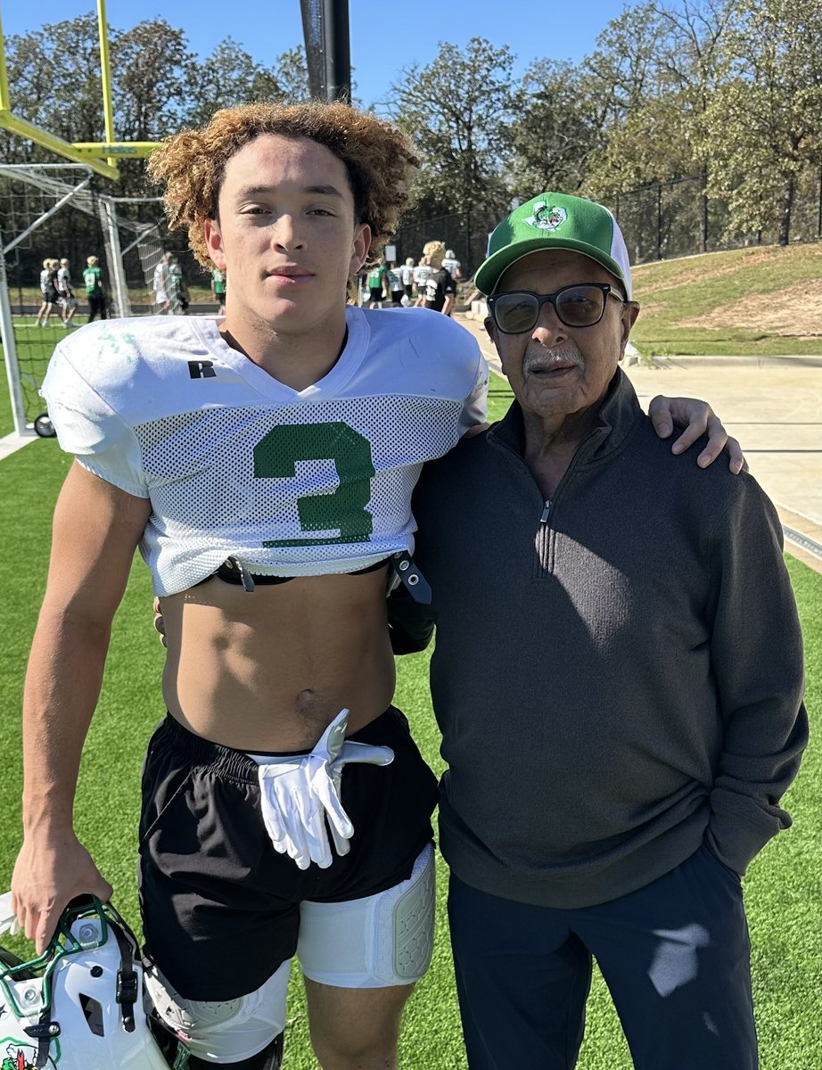 Davis Penn tweet media