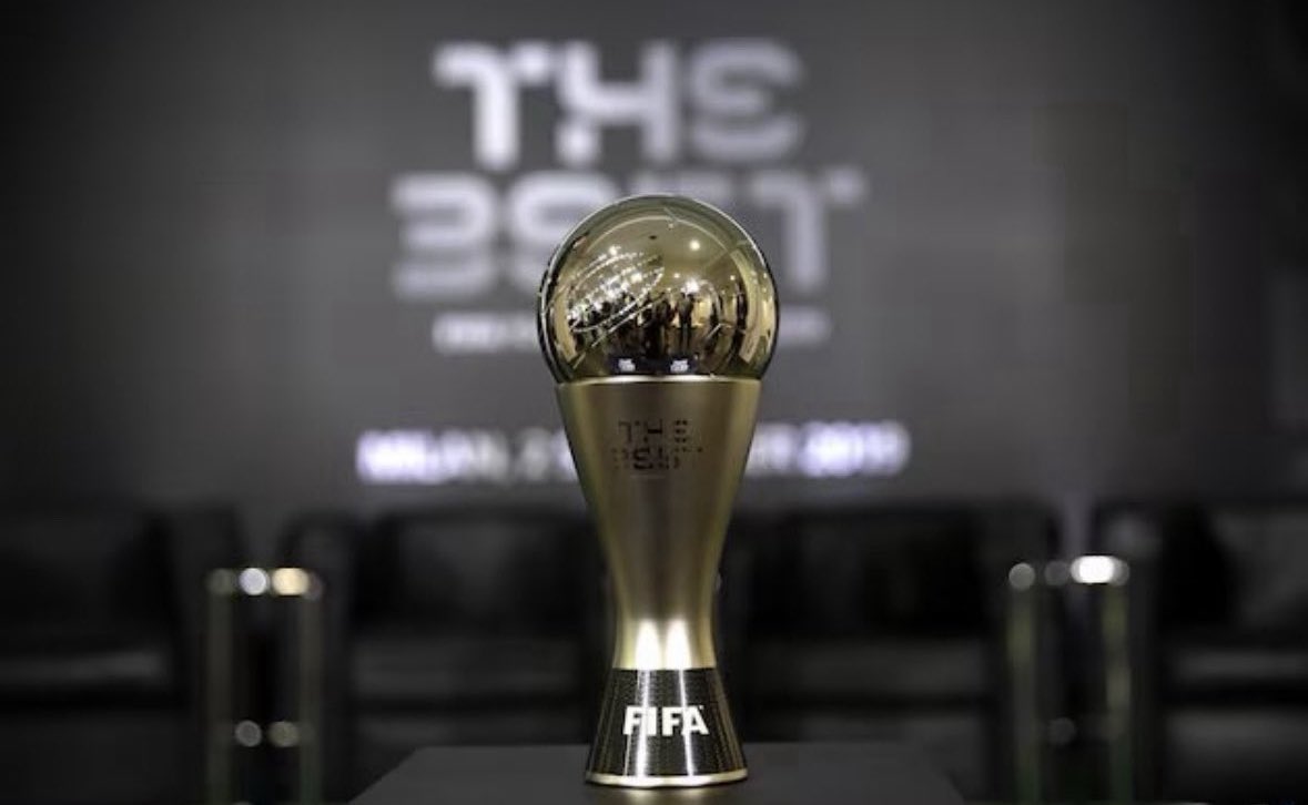 thescreenlad's tweet image. 🚨😳 BREAKING: Raphinha is NOT included in the FIFA Best XI team. That is a disgrace.