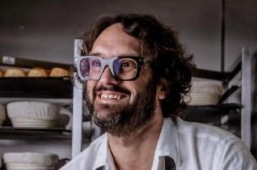 Vicente_Galvez's tweet image. Richard Hart, un inglés avecindado en México y quien regentea una panadería en La Condesa, criticó al bolillo y la telera y aseguró que “México no tiene una cultura panadera”.

Evidentemente lo fumaron en redes y ahora se disculpa (antes de irse a la quiebra)… 👇