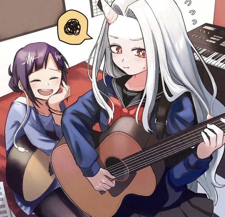 المغنيه و ملهمتها 🤍💜