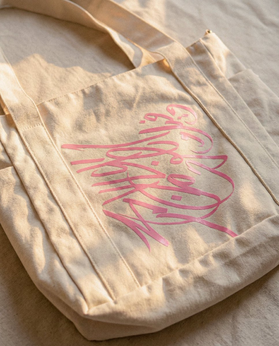 stabraqts's tweet image. We’ve created these canvas women’s bags to carry your everyday essentials, easy to grab and go.

Our new collection is now live.