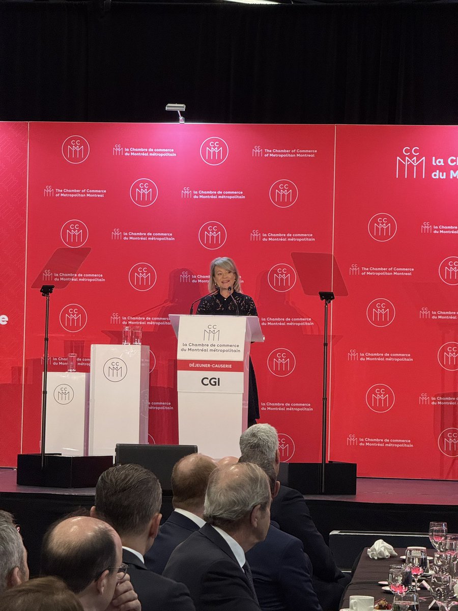 Causerie @CGI avec <a href="/macklem_tiff/">Tif_macklem</a>  | « Dans le contexte actuel, le rôle de la <a href="/banqueducanada/">Banque du Canada</a> est fondamental : assurer la stabilité, ancrer la confiance et offrir des repères clairs dans un environnement où l’incertitude demeure élevée. » - <a href="/IsaDessureault/">Isabelle Dessureault</a>