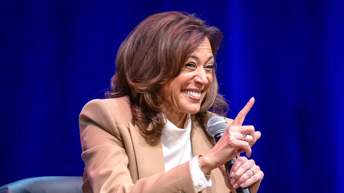 Polymarket's tweet image. BREAKING: Kamala Harris now the #1 most likely candidate to announce a Presidential run next year.