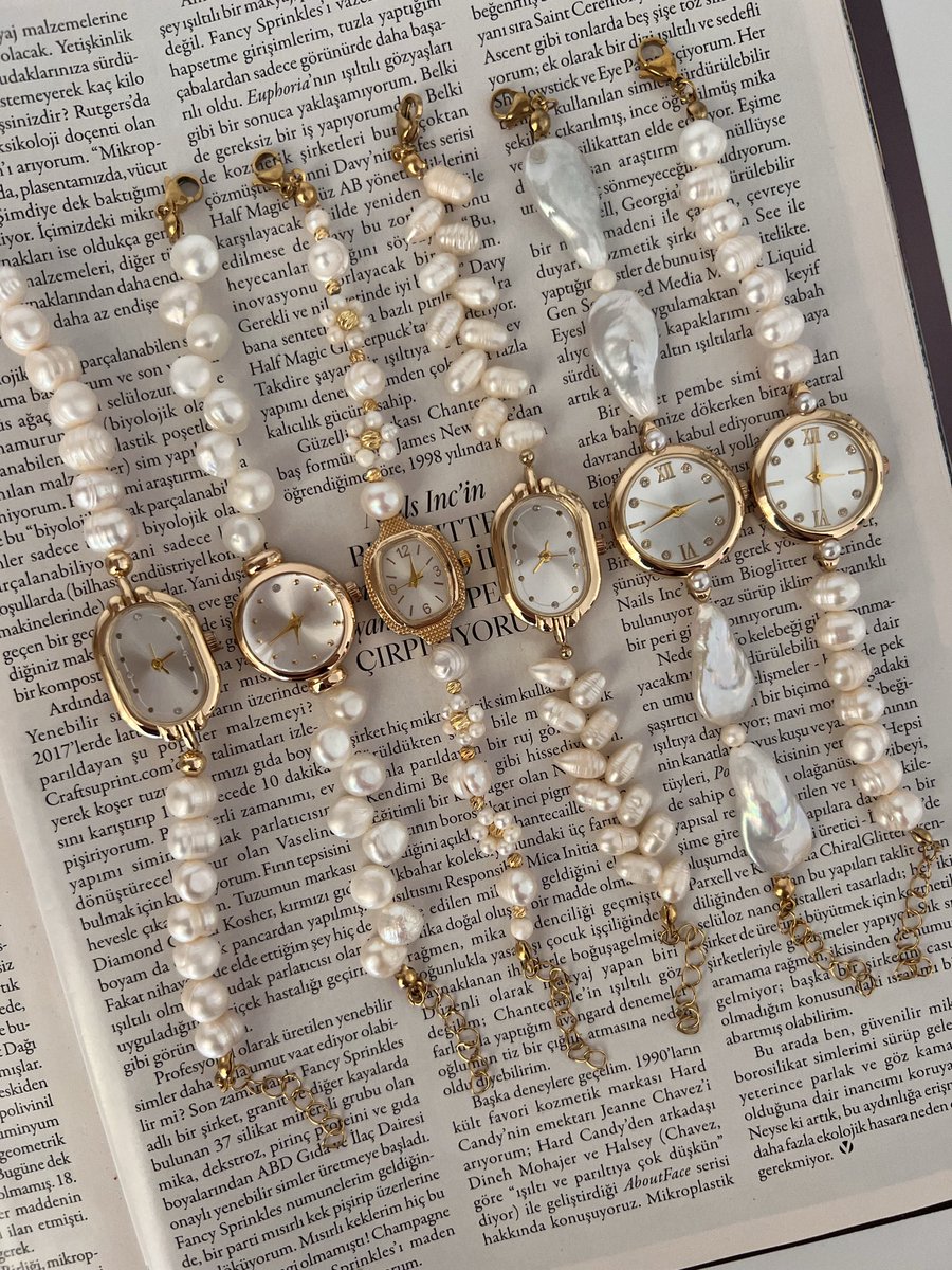 Bu tweeti beğen, yoruma beğendiğin inci saati yaz ve bizden sürpriz DM bekle 💖