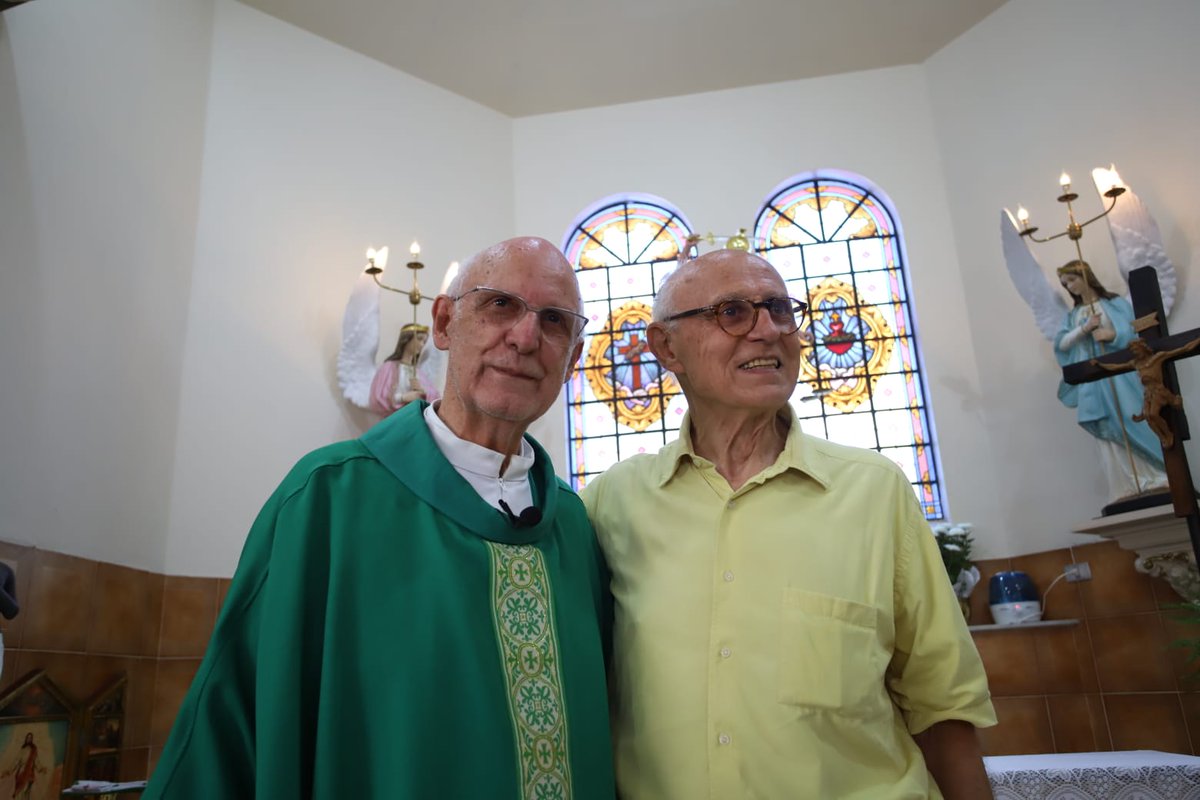 Deixo aqui meu abraço ao querido Padre Júlio Lancellotti. Conversei com ele hoje que está tranquilo. Ele entende que o cardeal arcebispo de SP, dom Odilo Scherer, optou por preservá-lo ao pedir a suspensão da transmissão online da missa e da exposição em redes sociais.